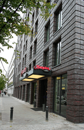 Uhl023_72dpi